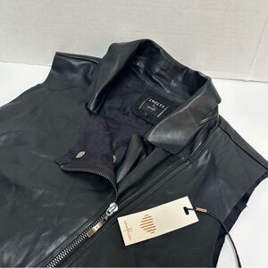 Twelve by OnTwelfth NWT Black Casablancas Moto Vest Faux Leather size Large‎